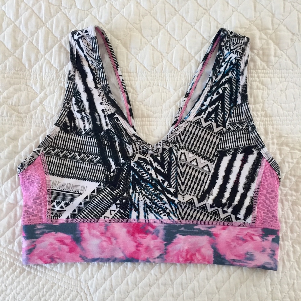 Sports bra